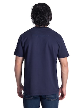 Playera Silver Plate cuello henley para hombre