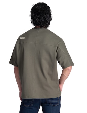 Playera Silver Plate cuello henley para hombre