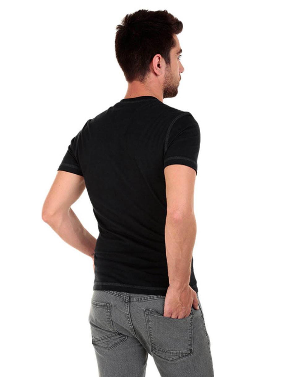 Playera cuello V para hombre 5