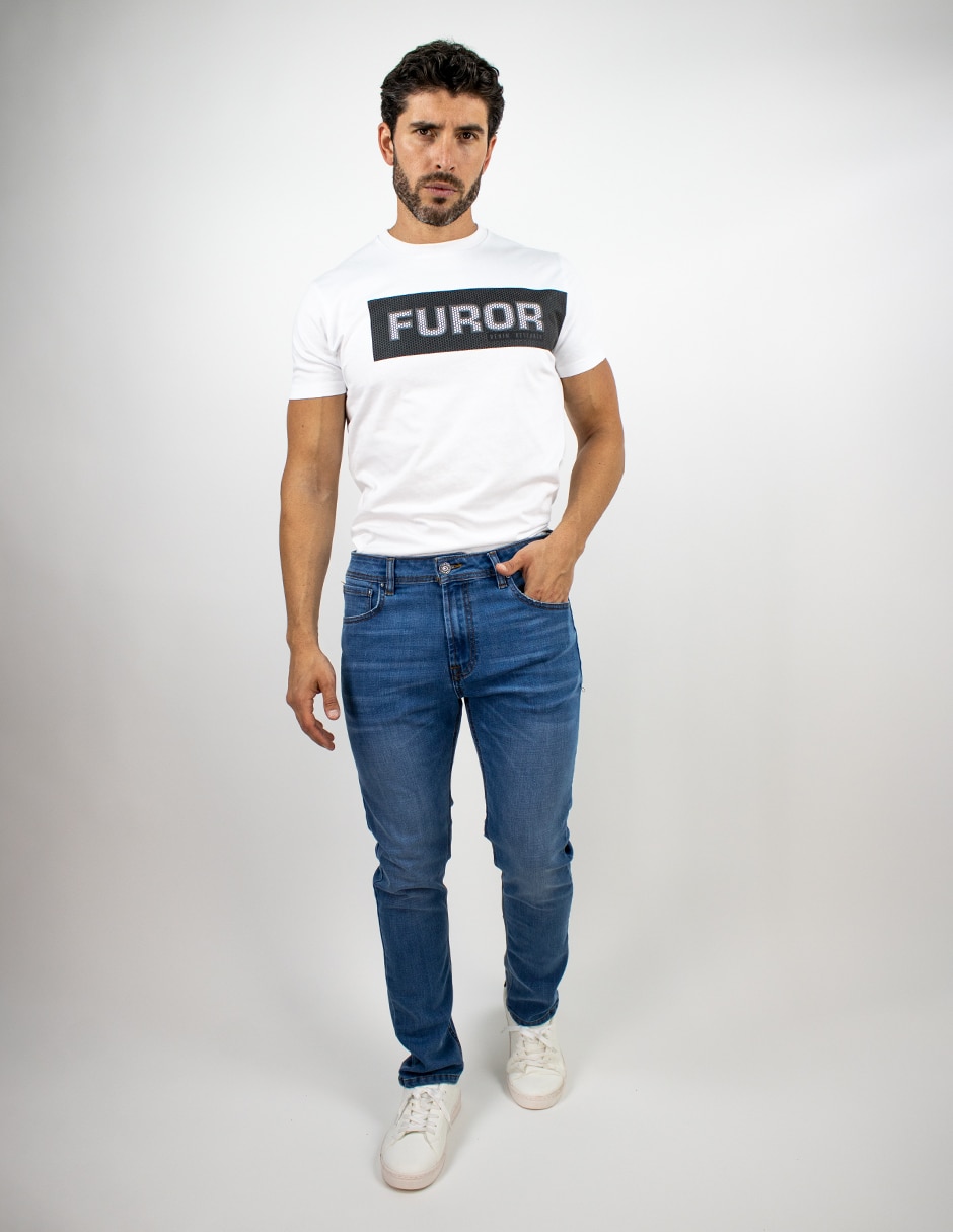 Jeans técnico straight deslavado para hombre 3