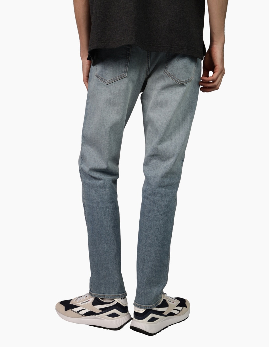 Jeans straight lavado claro para hombre 4