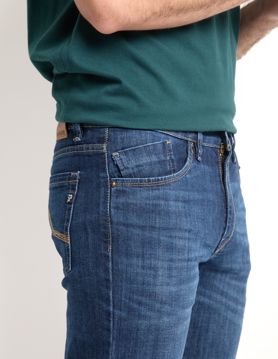 Jeans straight lavado whiskers para hombre 4