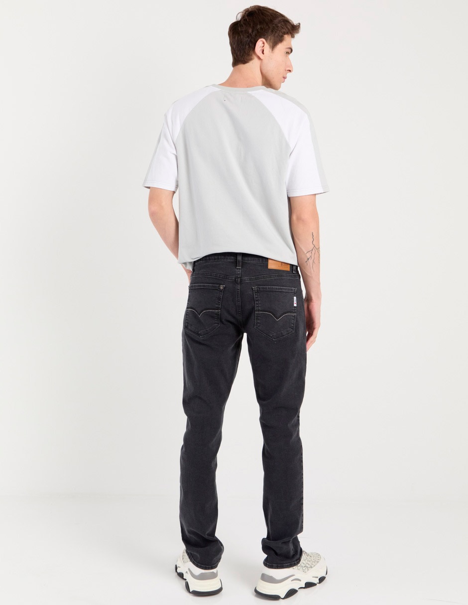 Jeans straight lavado obscuro para hombre 2
