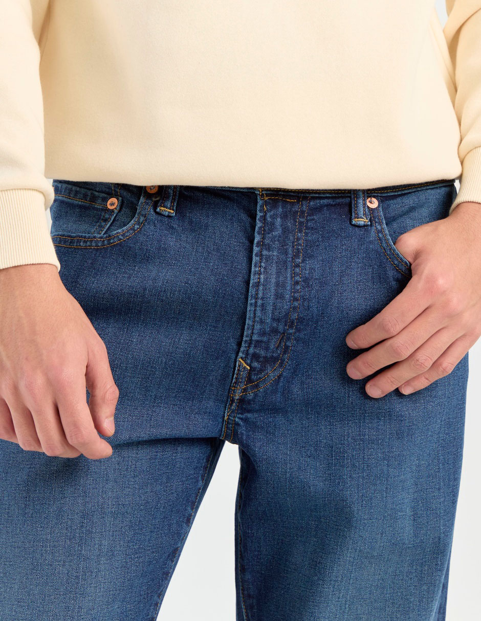 Jeans straight lavado obscuro para hombre 4