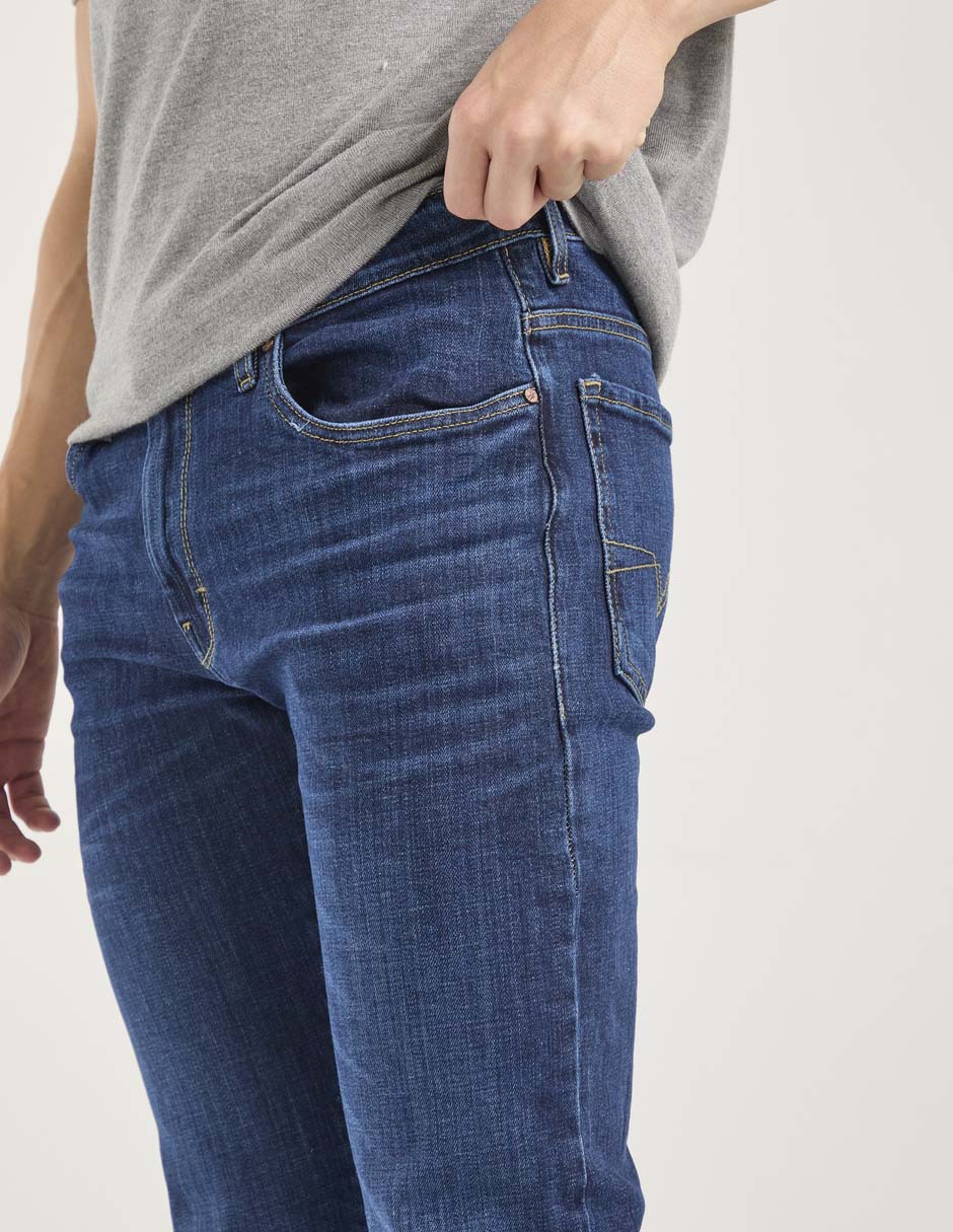 Jeans slim lavado stone wash para hombre 4