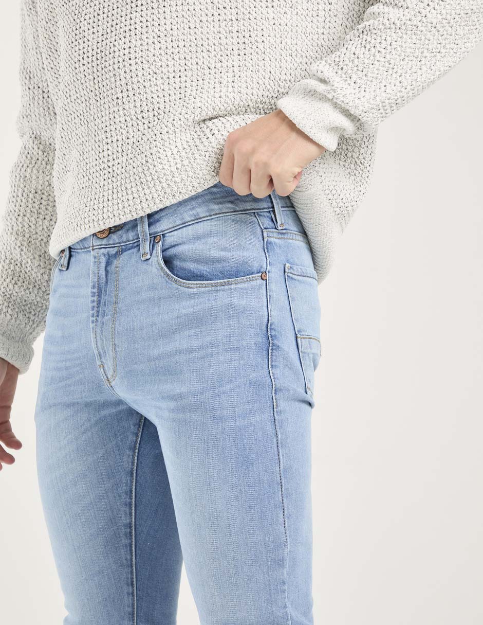 Jeans skinny lavado claro para hombre 4