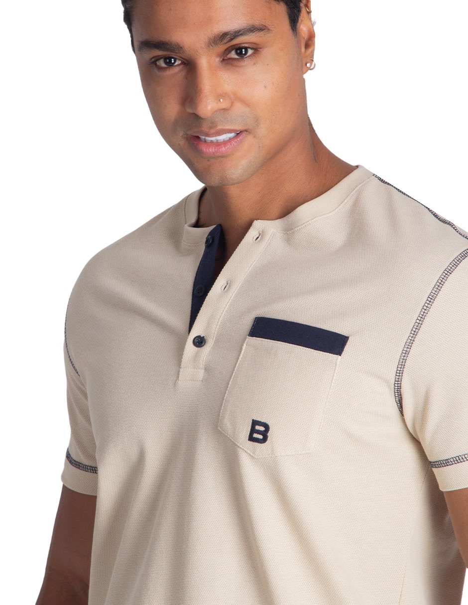 Playera cuello henley para hombre 4