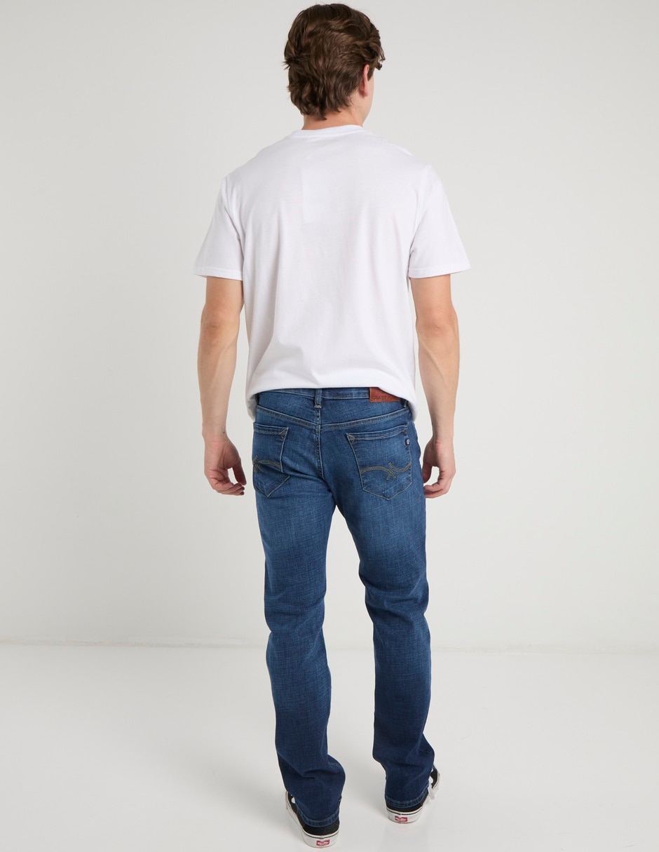 Jeans slim lavado stone wash para hombre 6