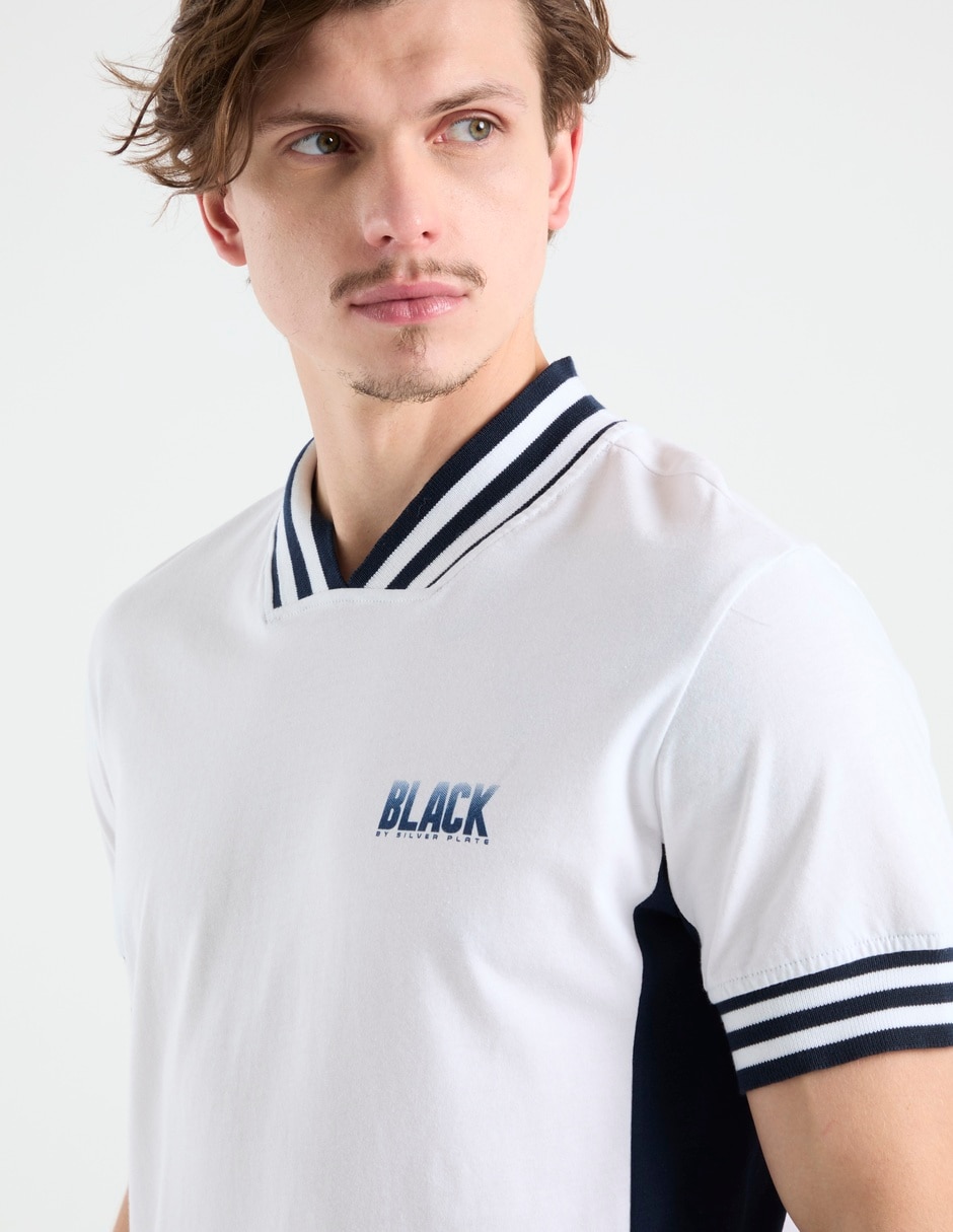 Playera cuello V para hombre 4