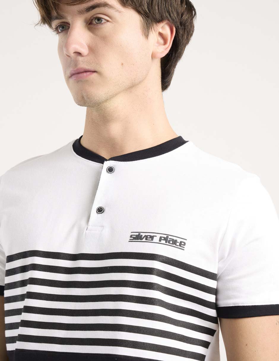 Playera cuello henley para hombre 4