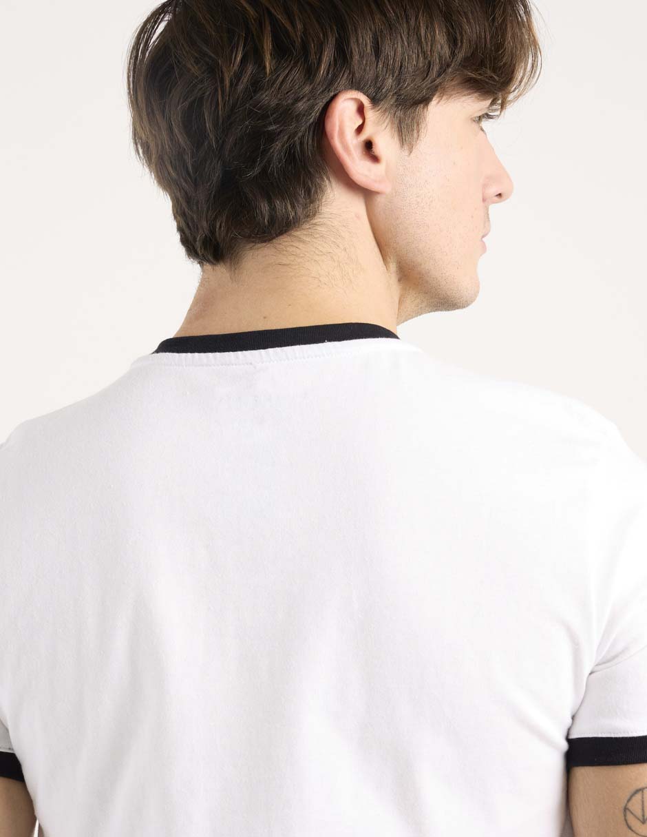 Playera cuello henley para hombre 5